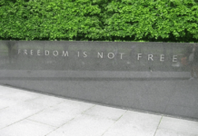 Jogod van szólni, de meddig? Szakértői interjú a személyiségi jogok és a szólásszabadság határairól.